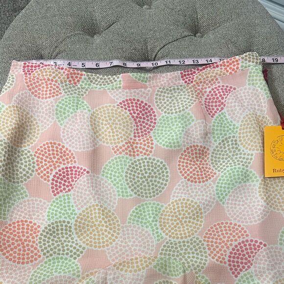 Geometric Patterned‎ Skirt - Picture 15 of 16